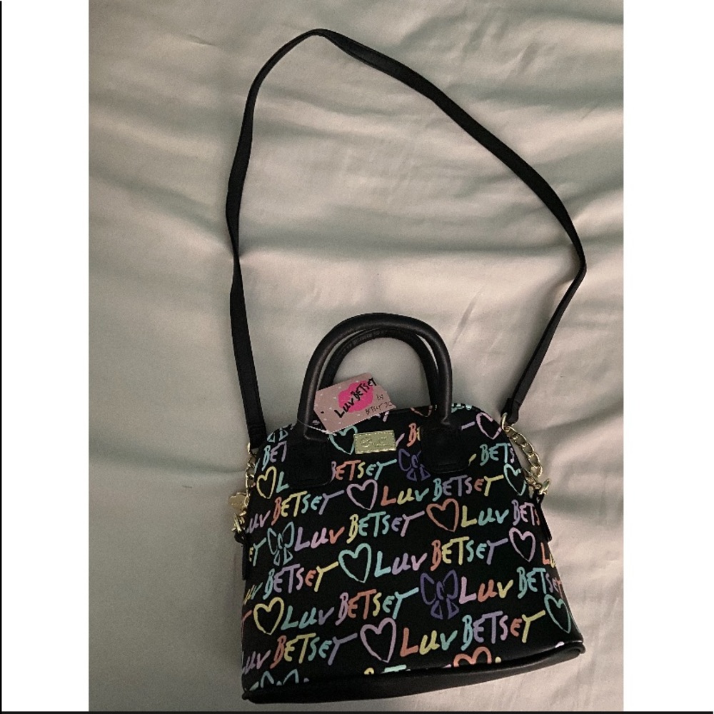 Brand new purse